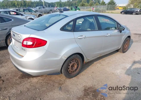 2013 Ford Fiesta S из США, поврежденный, VIN 3FADP4AJ5DM118470